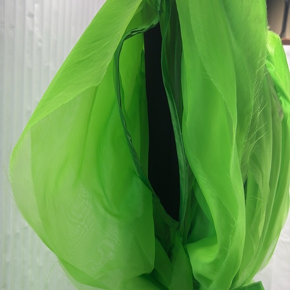 Vibrant Green Jumpsuit - Picture 12 of 13